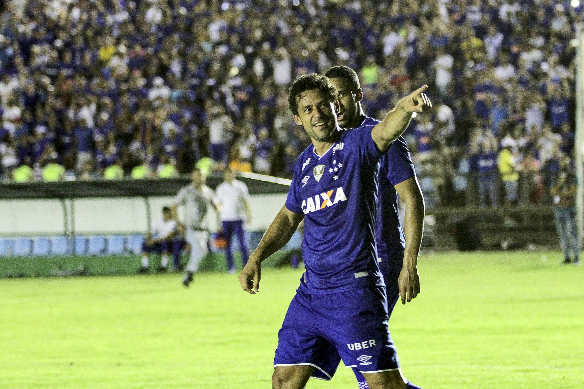 Cruzeiro volta ao Ipatingão (Foto: Sérgio Roberto Oliveira/Light Press/Cruzeiro)