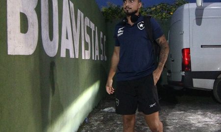 Rafael antes do jogo entre Botafogo e Boavista. (Foto: Vitor Silva/Botafogo)