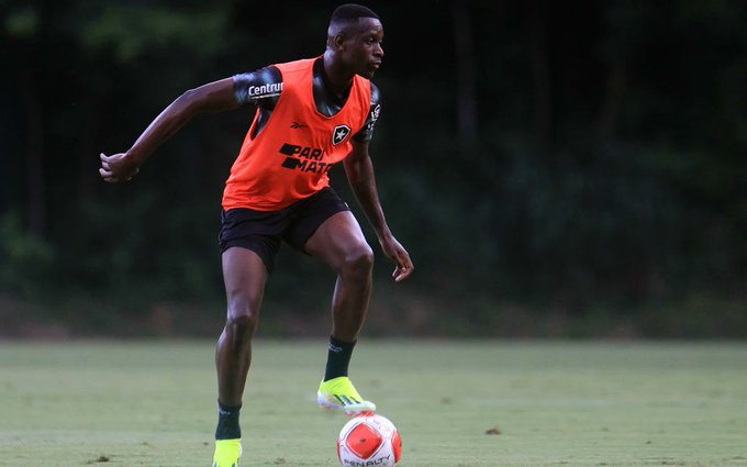 Luiz Henrique, reforço do Botafogo (Foto: Vitor Silva/Botafogo)