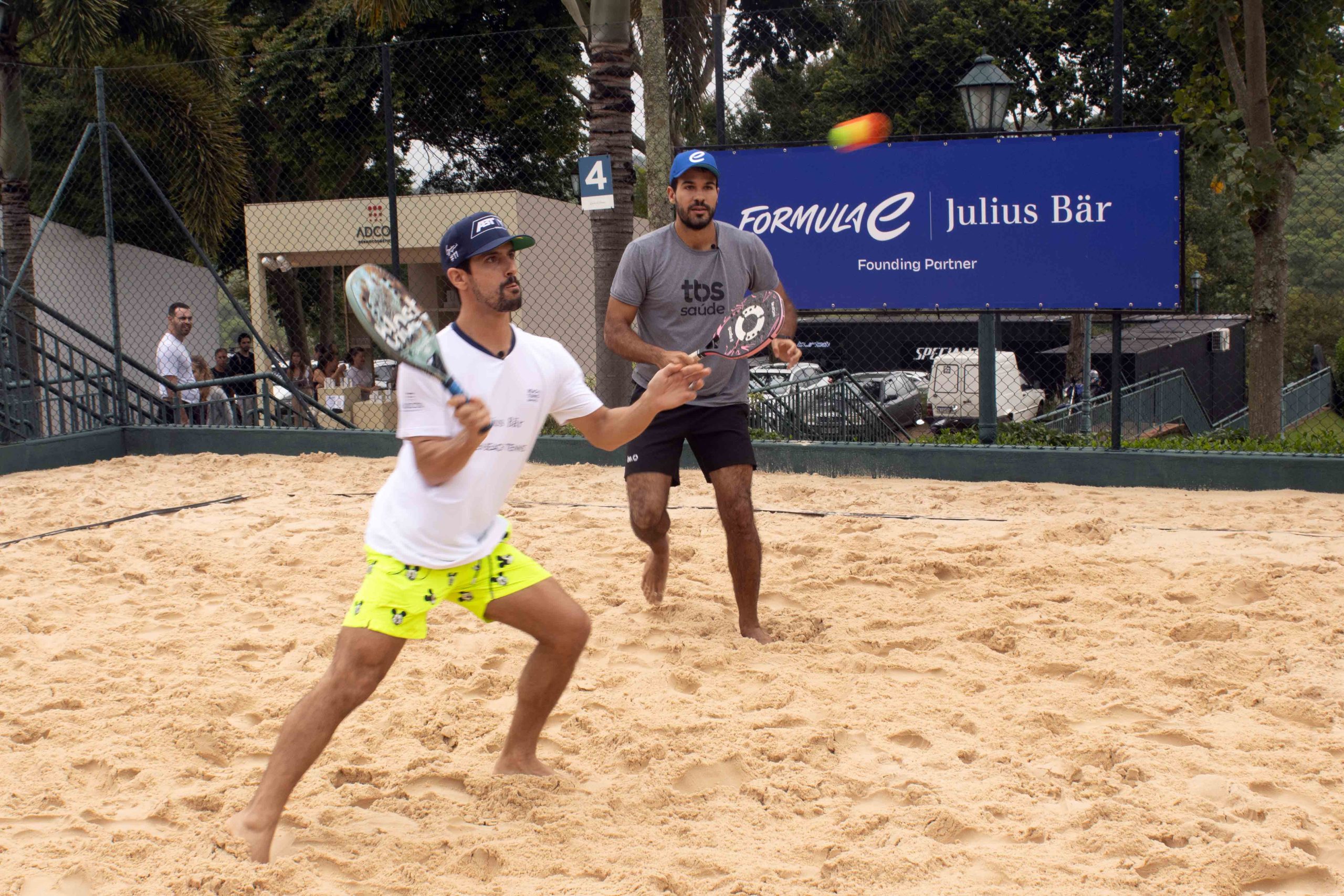 Jogo de beach tennis (Foto: Beatriz Barbosa)