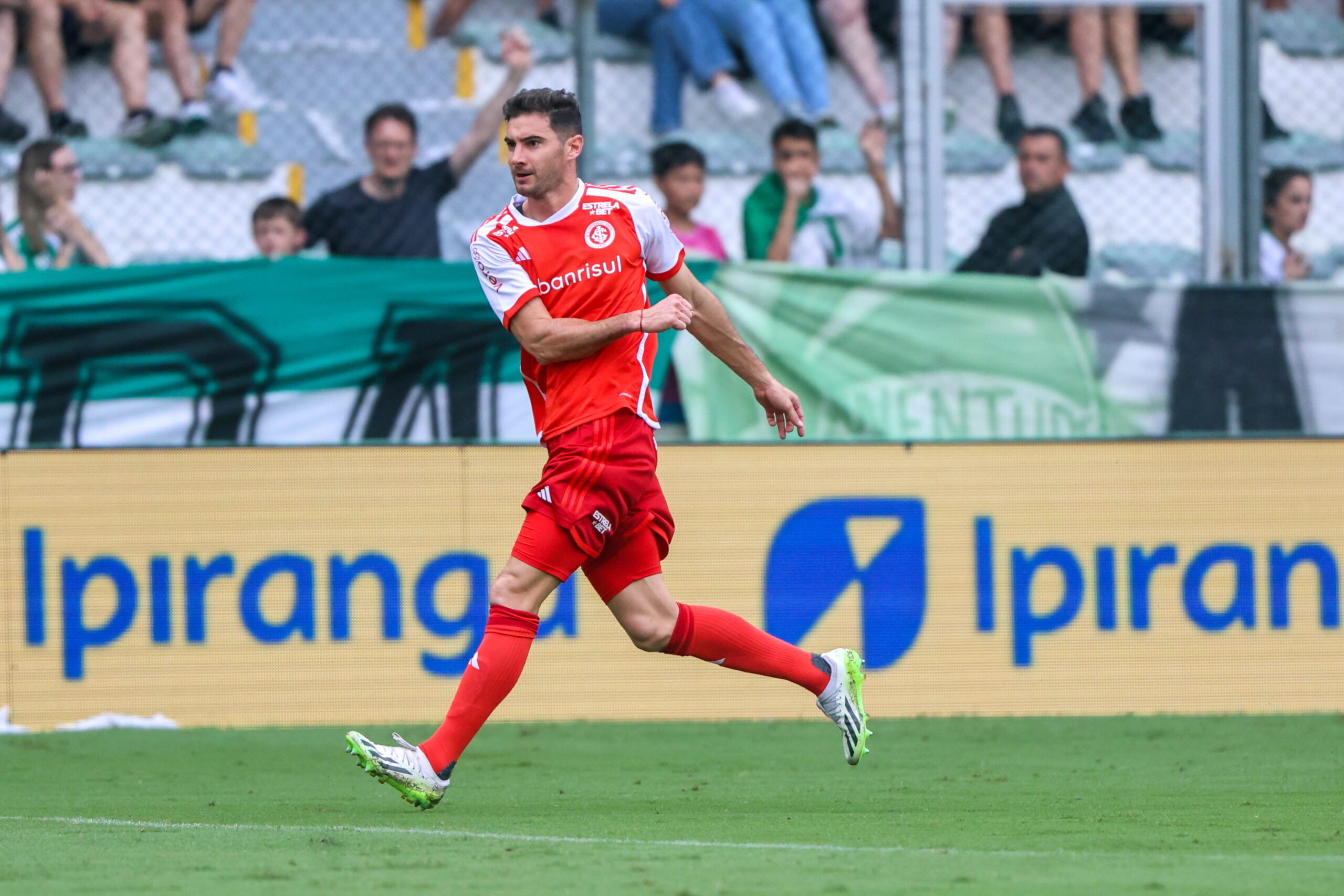 Alario vai desfalcar o Inter (Foto: Ricardo Duarte/Internacional)