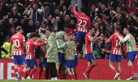 Jogadores do Atlético de Madrid comemorando a classificação. (Foto: THOMAS COEX/AFP via Getty Images)