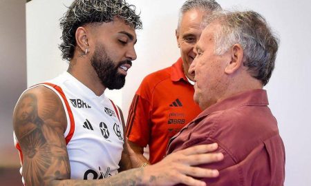 Gabigol se encontrando com Zico. (Foto: Reprodução/Flamengo)