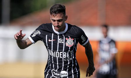 Gustavo Silva pode estar de saída do Corinthians em troca com jogador do Botafogo; entenda. (Foto: Rodrigo Coca/Agência Corinthians)