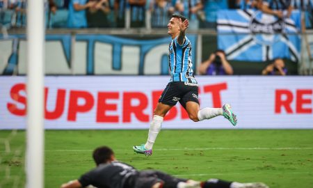 Grêmio na semifinal (Foto: Lucas Uebel / Grêmio FBPA)