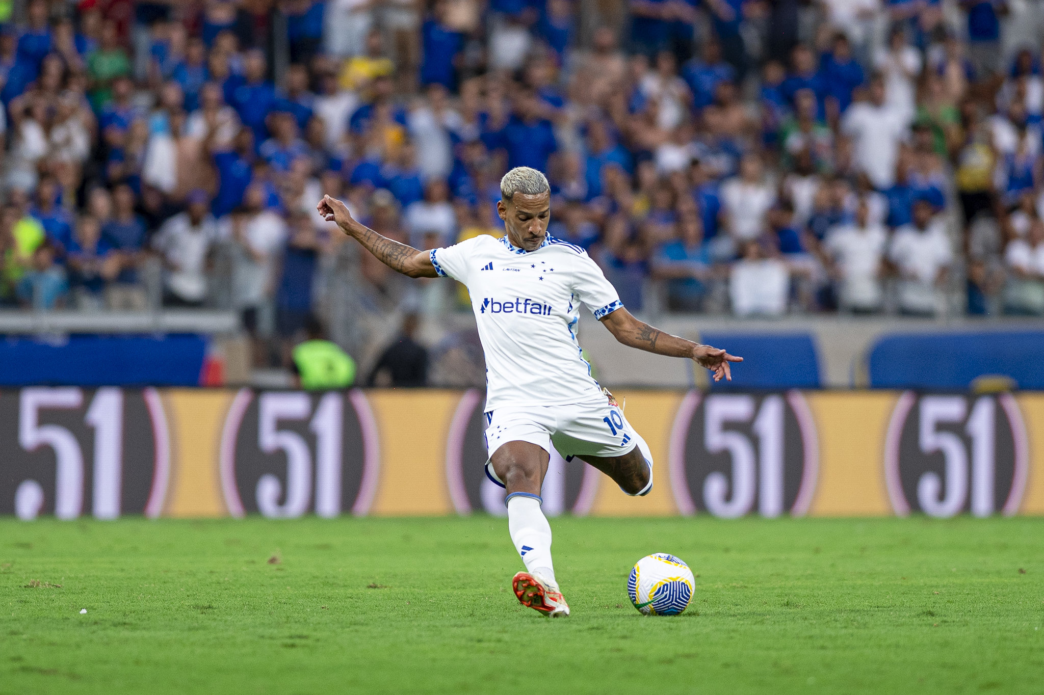 Matheus Pereira destaca vitória do Cruzeiro (Foto: Staff Images / Cruzeiro)