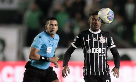Paulinho cobra reação do Corinthians após mais um resultado negativo: 'Passou da hora de agir'. (Foto: Rodrigo Coca/Agência Corinthians).