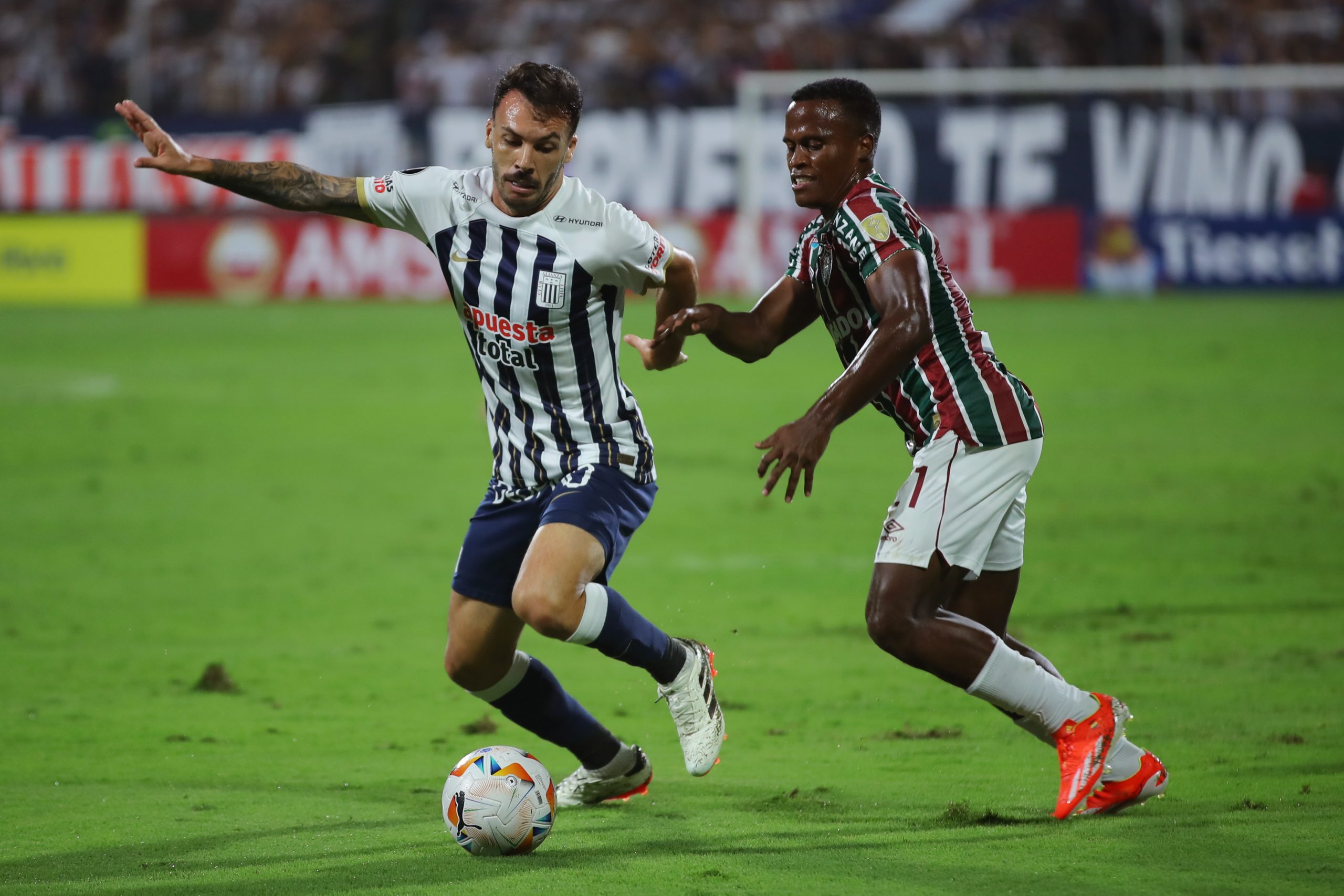 Fluminense empata com Alianza Lima (Foto: Daniel Apuy/Getty Images)