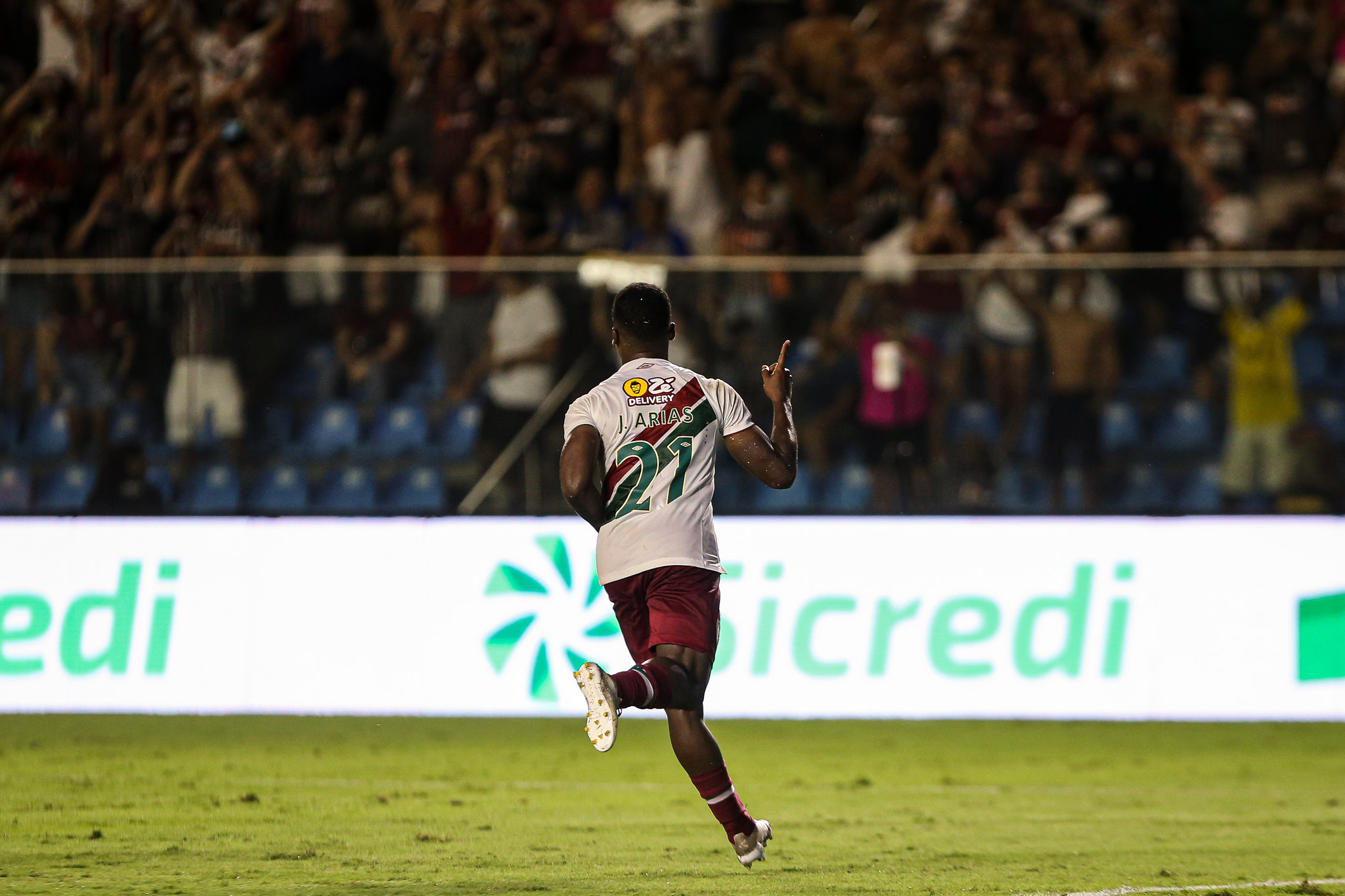 Arias marca e Fluminense vence na Copa do Brasil (Foto: Marcelo Gonçalves/FFC)