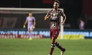 Fluminense perde mais uma e entra na zona de rebaixamento (Foto: Lucas Merçon/FFC)