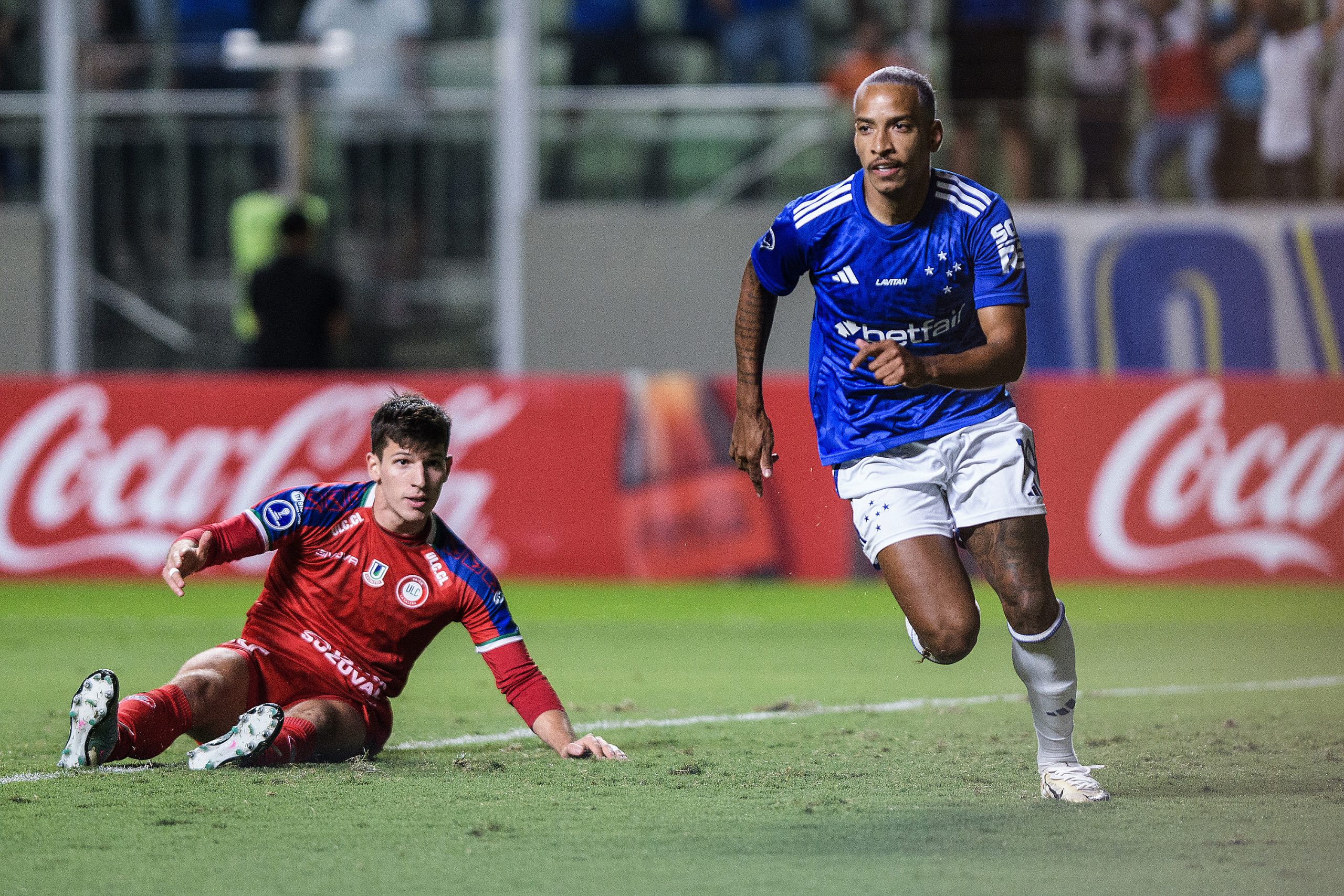 Matheus Pereira comemora gol (Foto: Gustavo Aleixo/Cruzeiro)