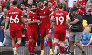 Liverpool comemora vitória contra o Tottenham pela Premier League 23/24