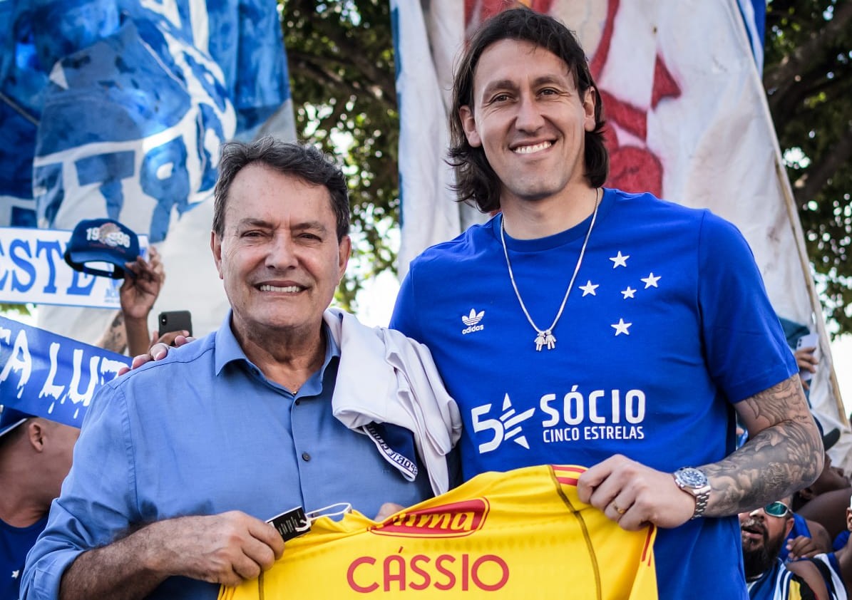 Cássio é anunciado como jogador do Cruzeiro