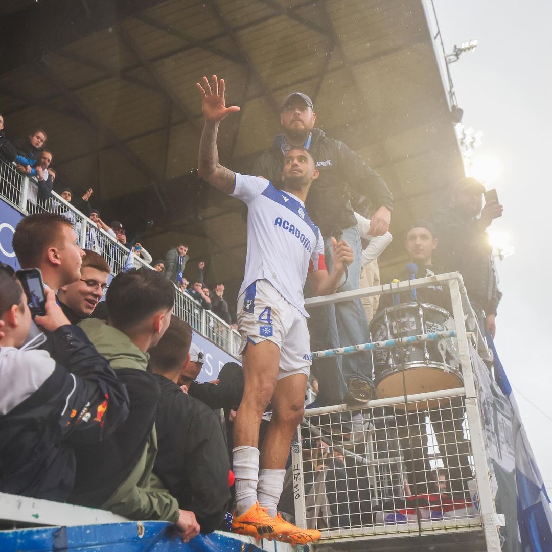 Jubal. (Foto: Divulgação/Auxerre)