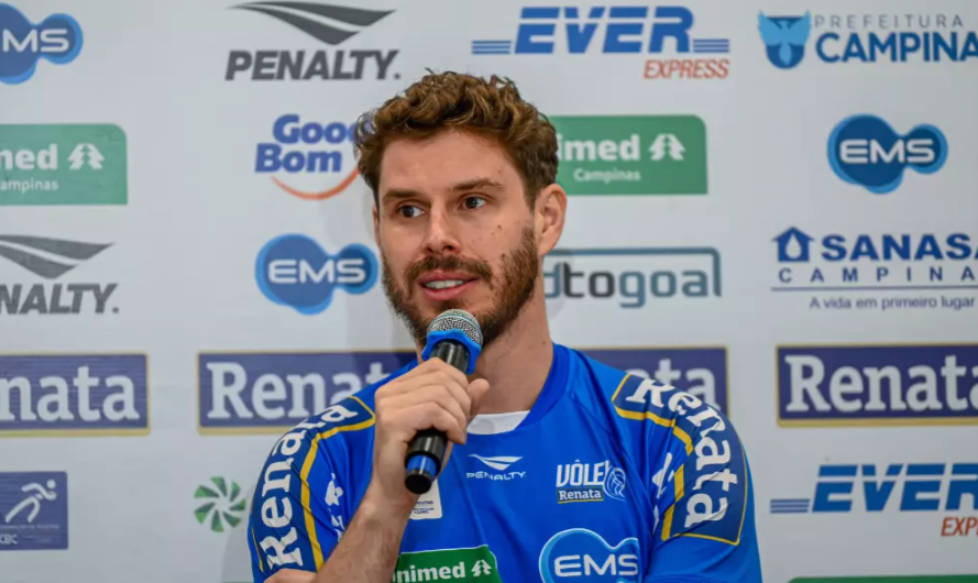 Bruninho apresentado nesta segunda-feira (Foto: Pedro Teixeira/Vôlei Renata)