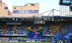 Thiago Silva recebe homenagem em último jogo pelo Chelsea (Foto: Dan Mullan/Getty Images)