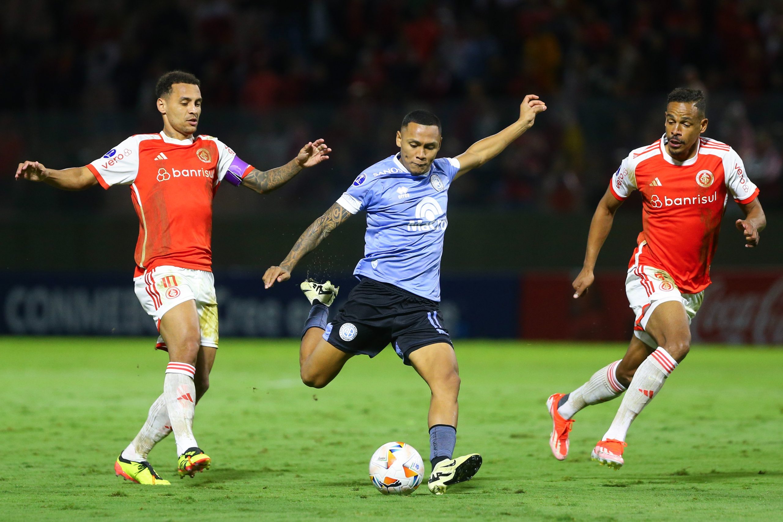 Internacional enfrentou o Belgrano em seu retorno ao futebol (Foto: Divulgação / Belgrano)