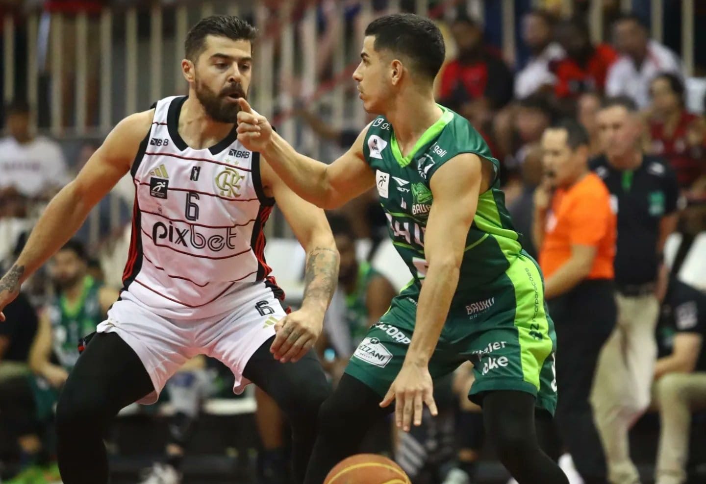 Flamengo vence o Bauru pelo NBB (Foto: Gilvan de Souza/CRF)