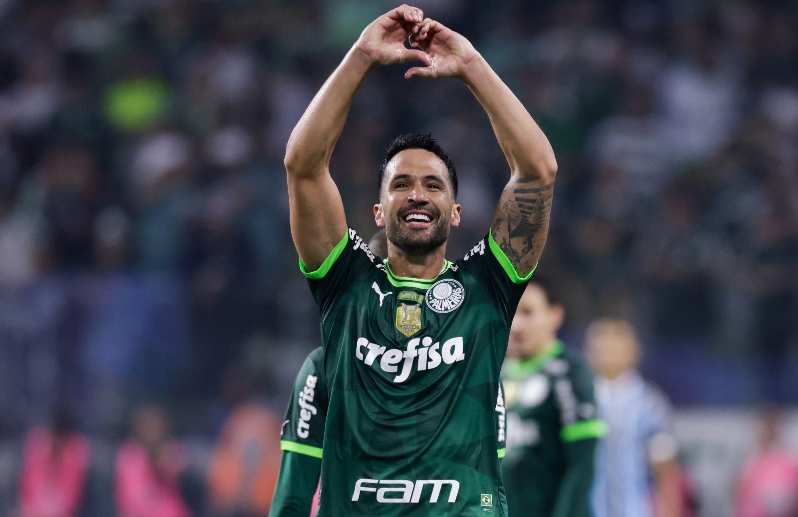 Luan se despede do Palmeiras em duelo contra o Vasco (Foto: Alexandre Schneider/Getty Images)