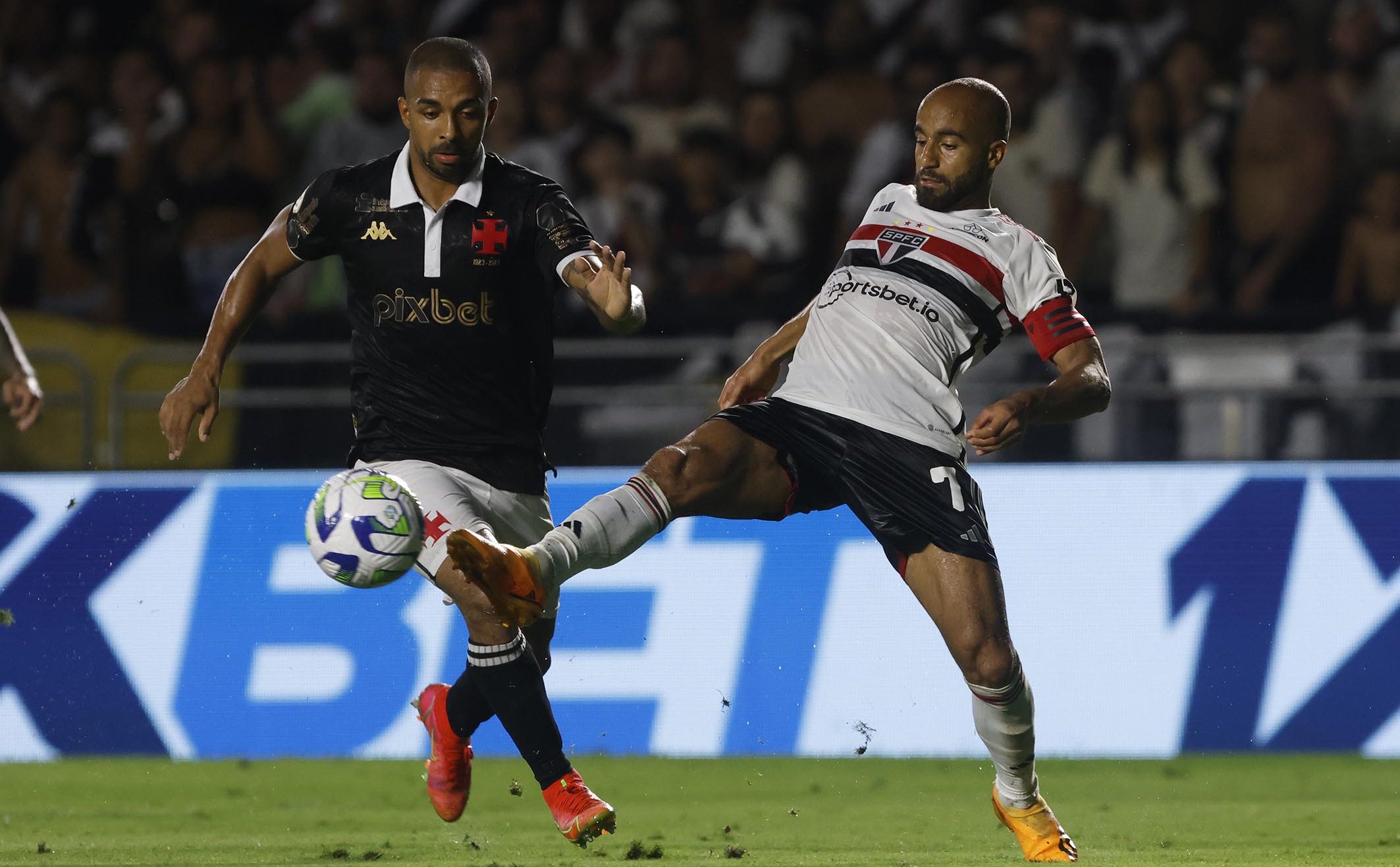 Vasco e São Paulo se enfrentam pelo Campeonato Brasileiro (Foto: Rubens Chiri/São Paulo)