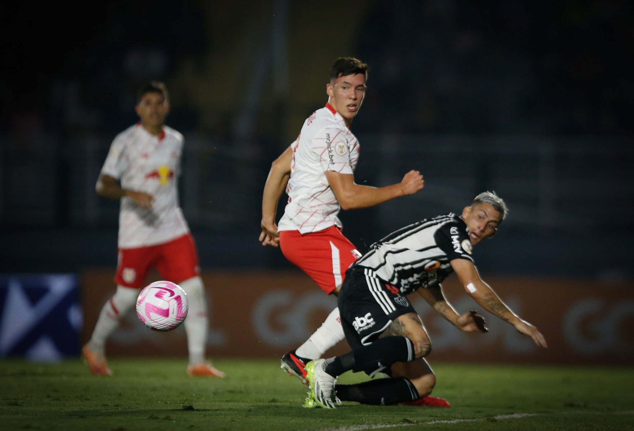 Red Bull Bragantino e Atlético-MG se enfrentam nesta terça-feira, 11, pela 8ª rodada do Brasileirão, às 21h30. (Foto: Ari Ferreira/Red Bull Bragantino)