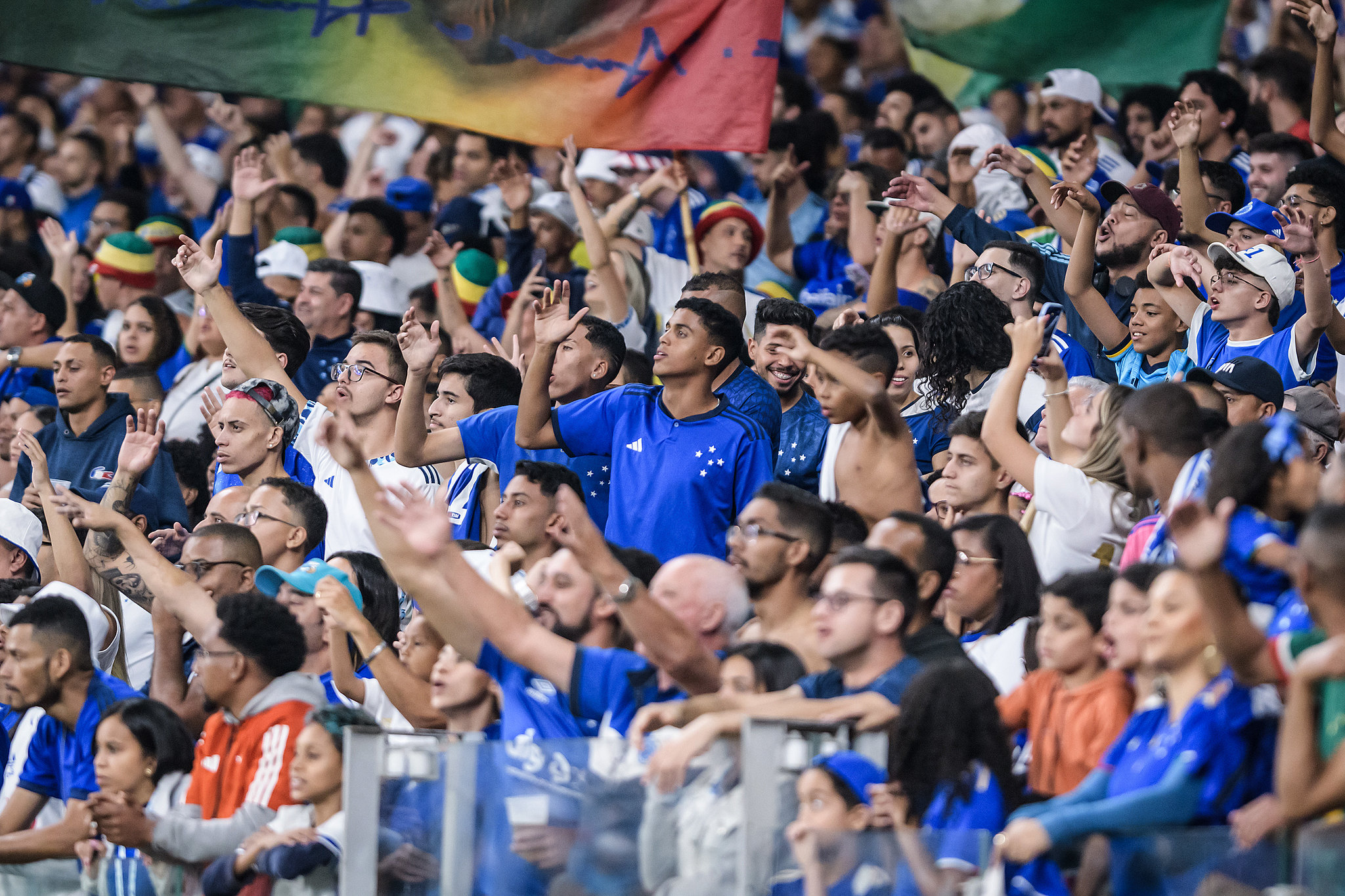 Torcida do Cruzeiro promete festa contra o Fluminense (Foto: Gustavo Aleixo/Cruzeiro)