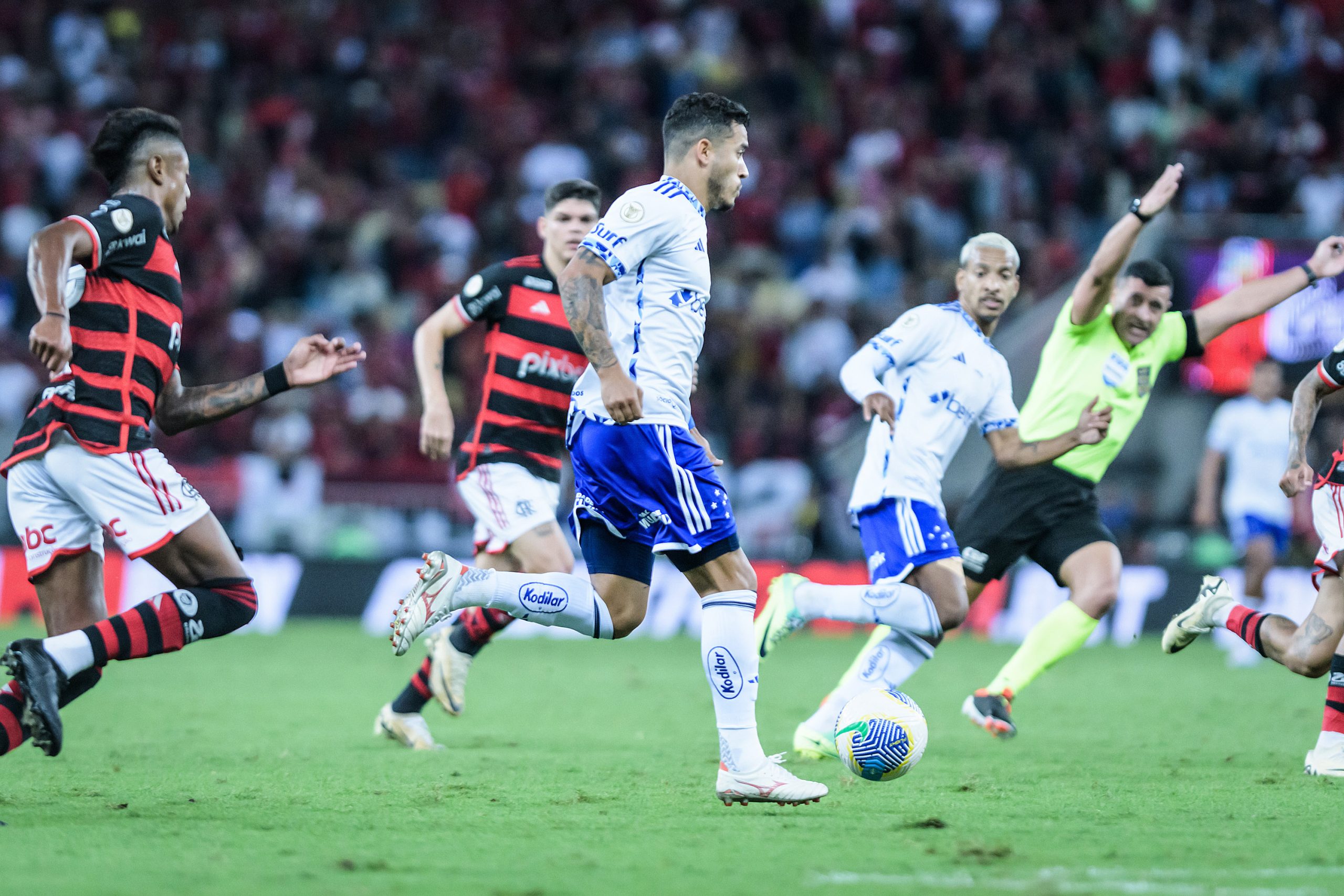 Cruzeiro sofre derrota no Maracanã. (Foto: Gustavo Aleixo/Cruzeiro)