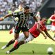 Atlético Mineiro tropeça e vê título brasileiro distante