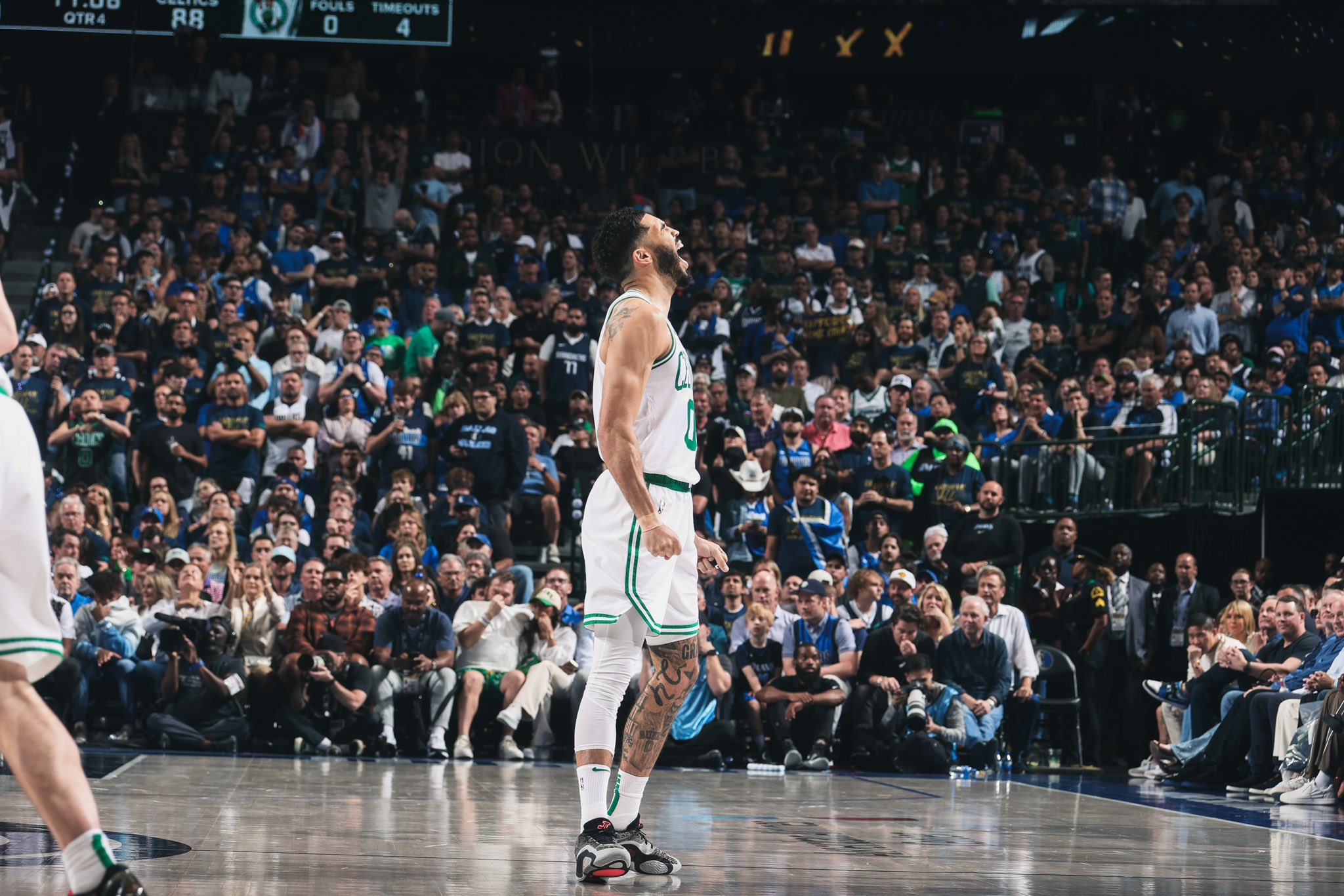 Jayson Tatum anotou 31 pontos na vitória de Boston sobre Dallas no jogo 3 da final da NBA (Foto: Redes Sociais/Boston Celtics)