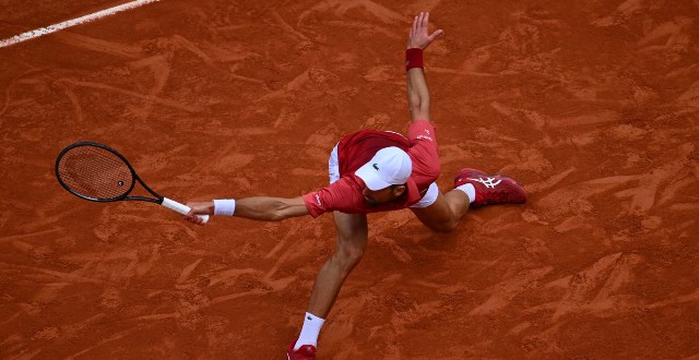 Djokovic em Roland Garros / Crédito: ©Philippe Montigny / FFT