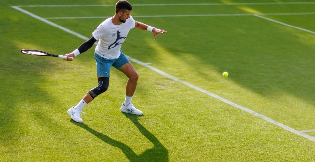 Djokovic em Wimbledon / Crédito: AELTC