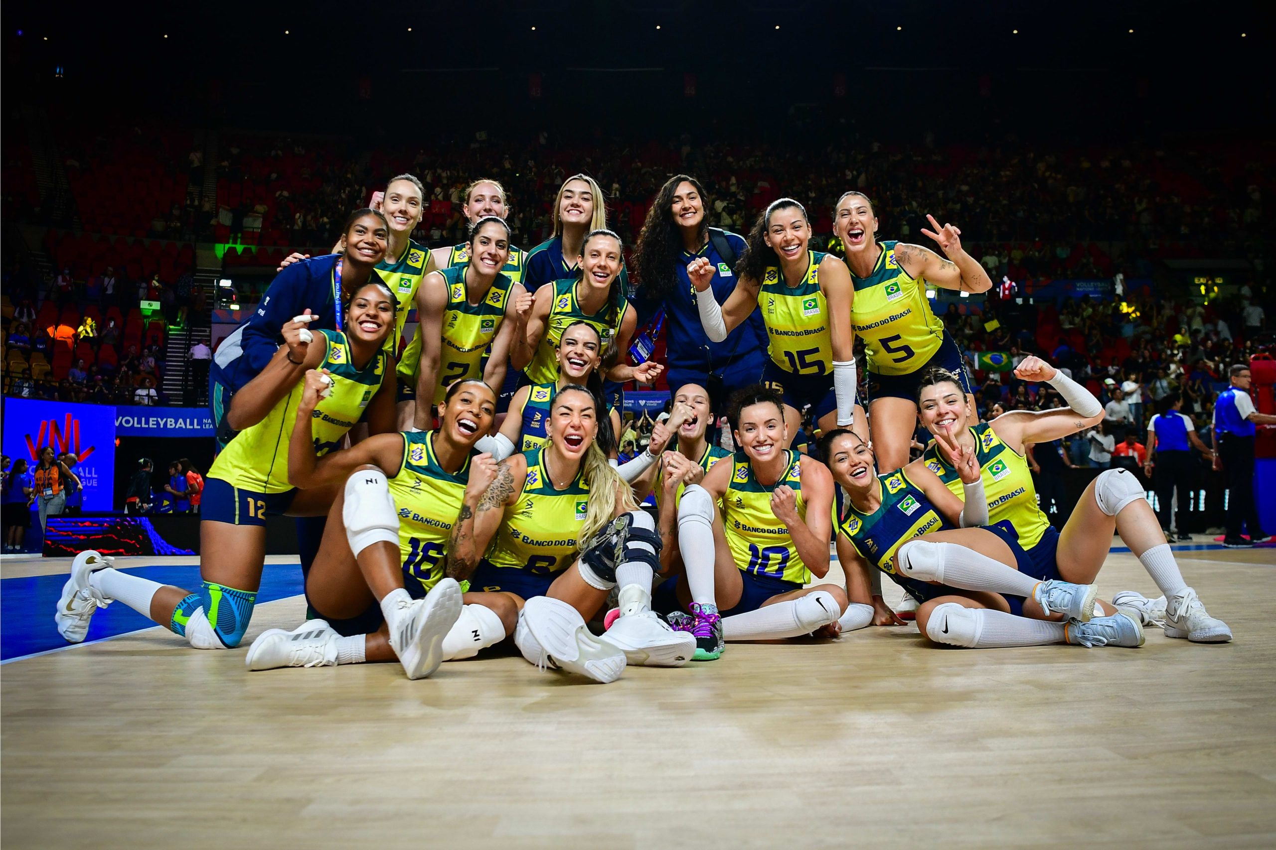 Brasil segue invicto na VNL feminina