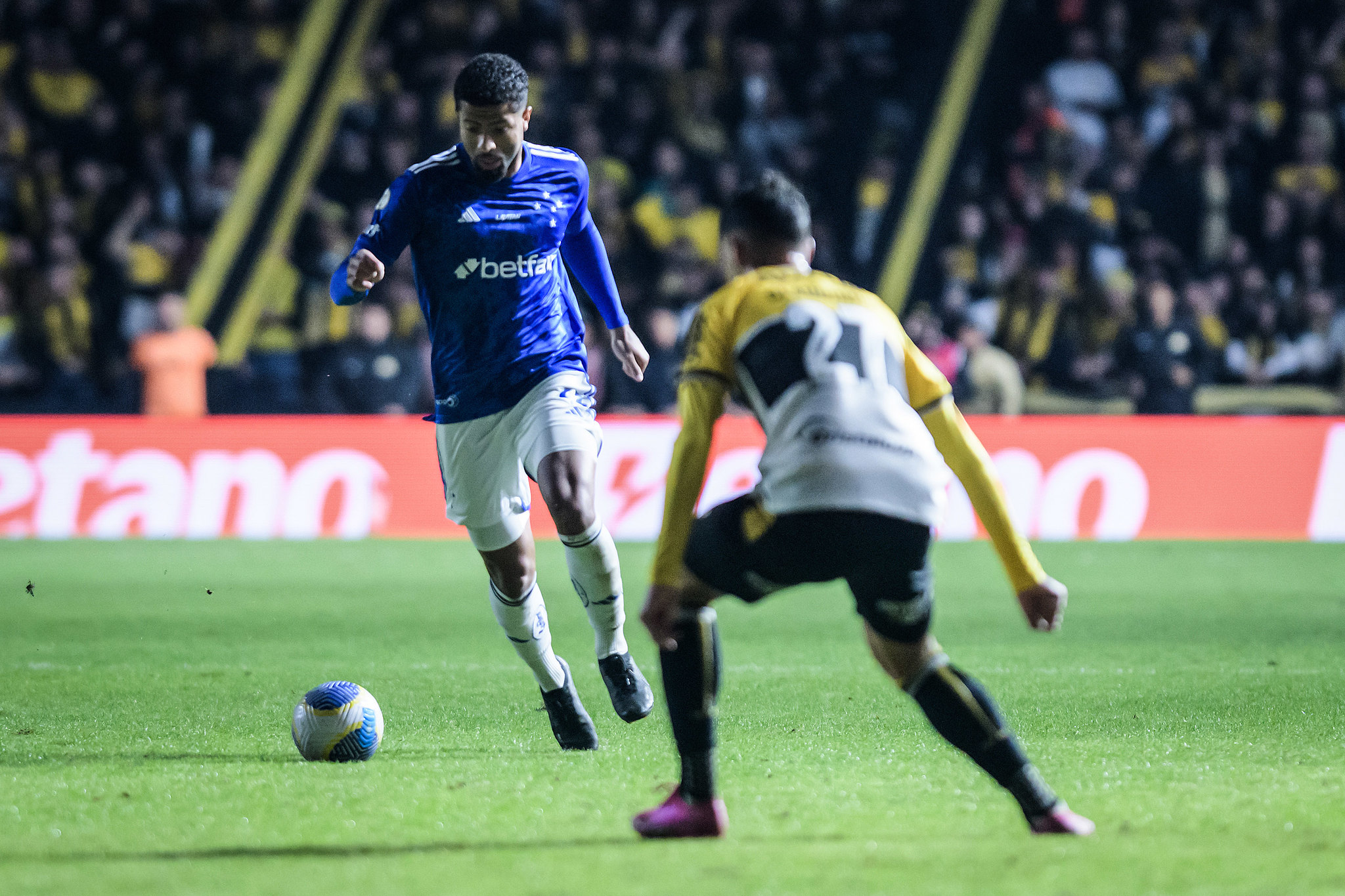 Criciúma enfrentou o Cruzeiro, em Santa Catarina (Foto: Gustavo Aleixo/Cruzeiro)