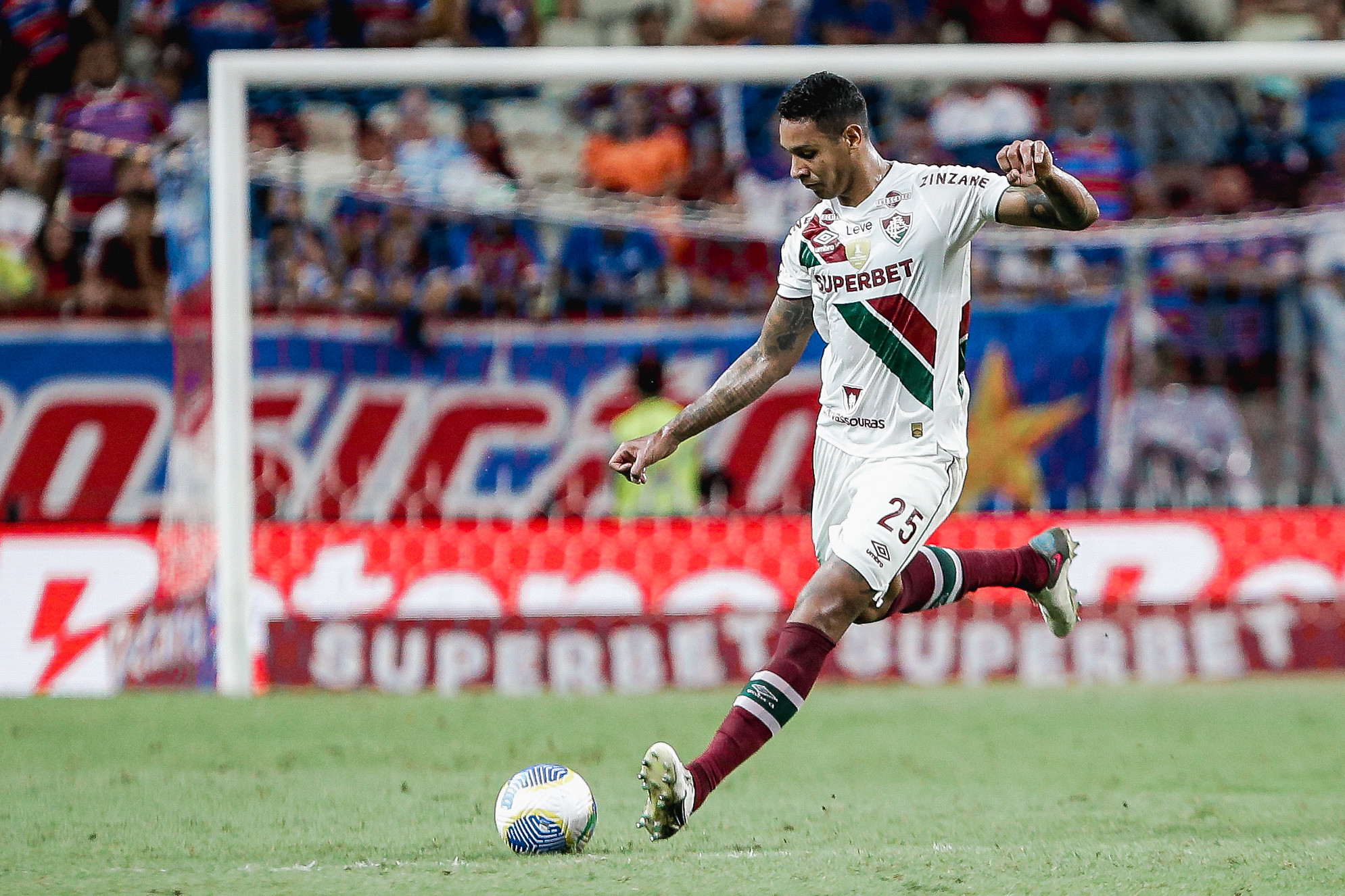 Fluminense perdeu mais uma vez e se afunda na última colocação (Foto: Lucas Merçon/FFC)