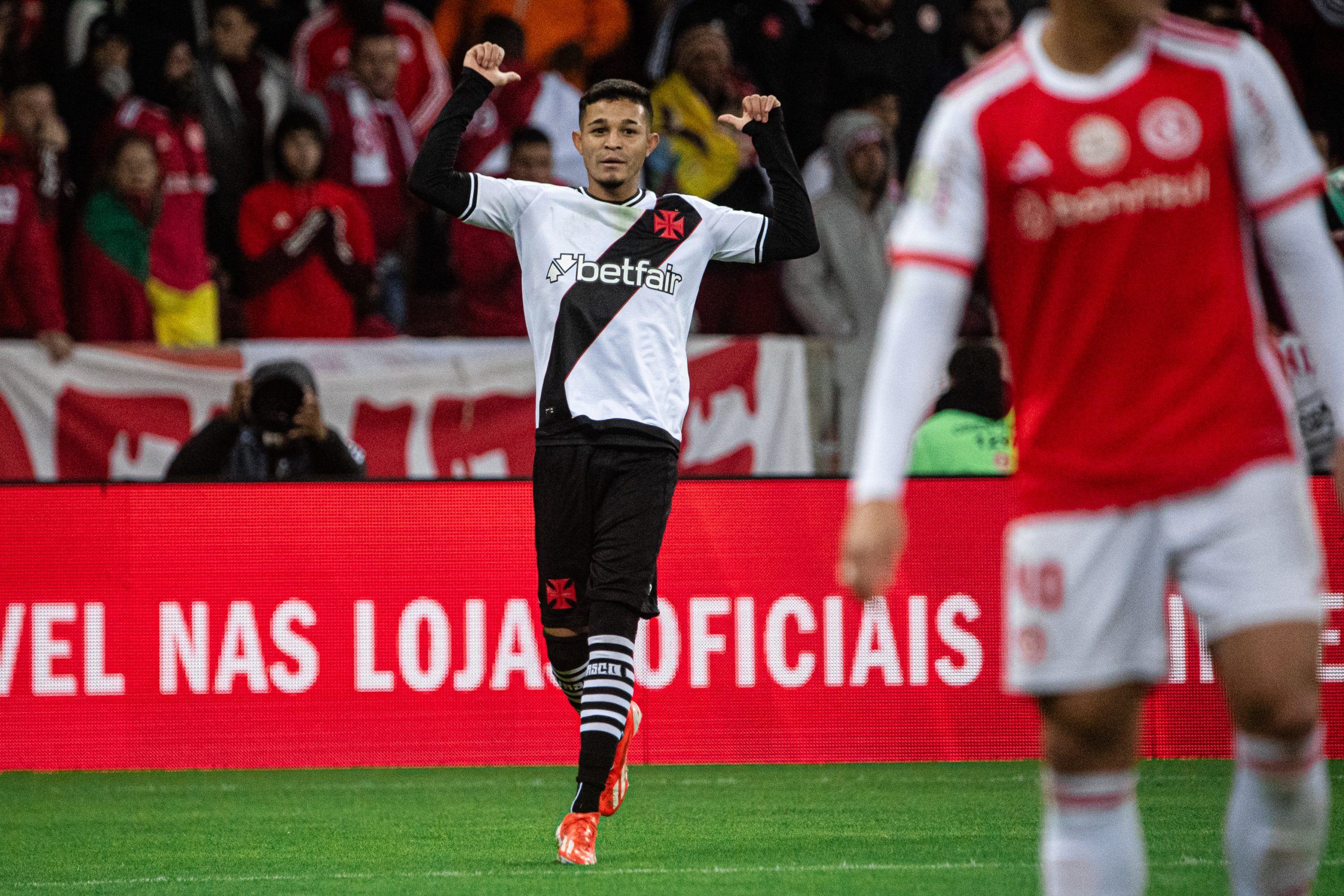 Vasco vence o Inter fora e se distancia do Z4 do Campeonato Brasileiro Fotos: Leandro Amorim/Vasco