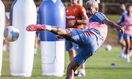 Matheus Pereira é um dos pendurados. (Foto: Gustavo Aleixo/Cruzeiro)