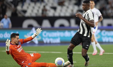 Luiz Henrique contra o Bahia. (Foto: Vítor Silva/Botafogo)