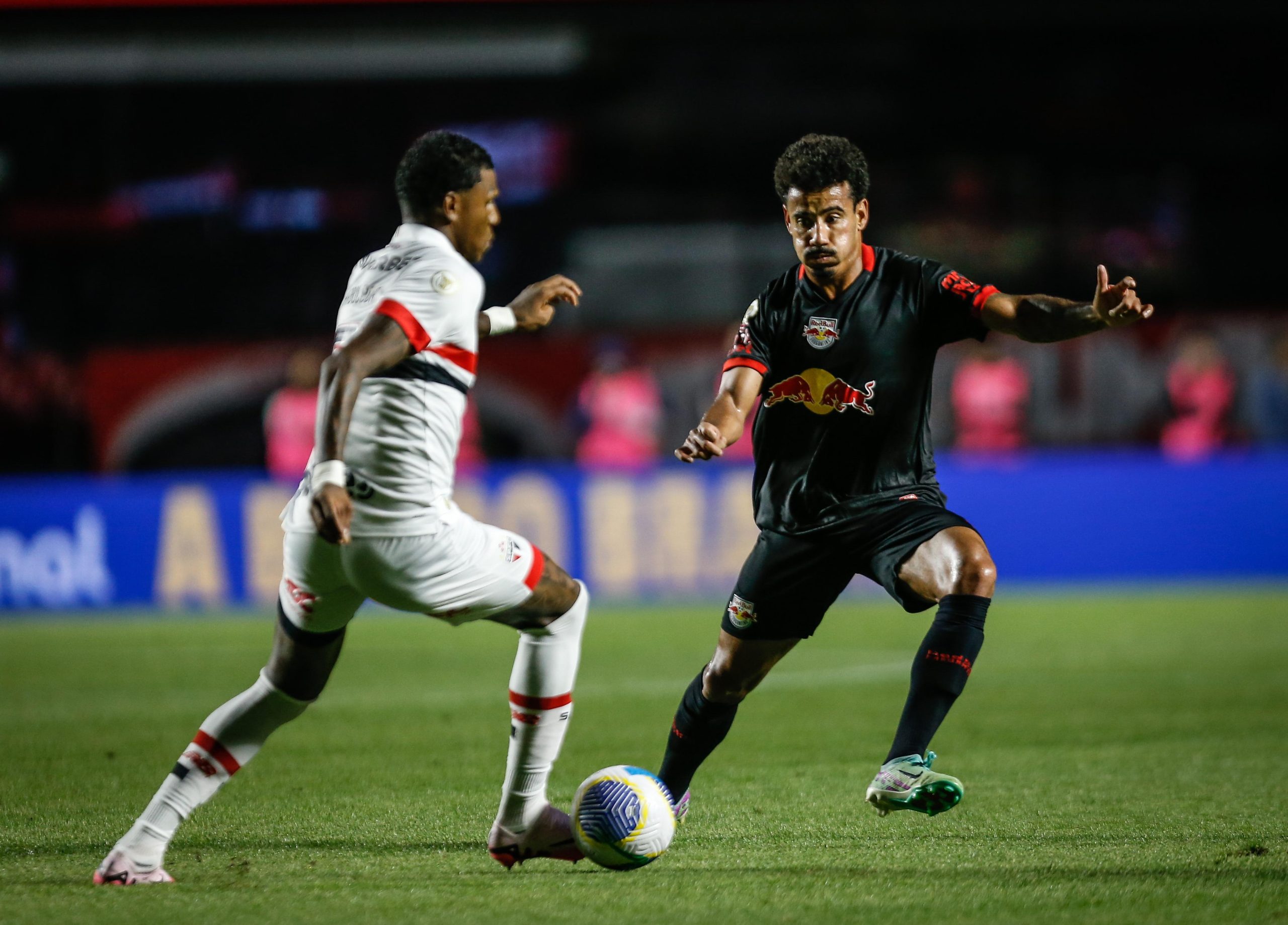 Red Bull Bragantino agora está a cinco pontos do G-4 do Brasileirão. (Foto: Ari Ferreira/Red Bull Bragantino)