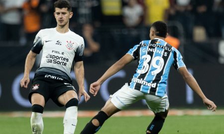 Com um expulso para cada lado, Corinthians e Grêmio ficam no empate sem gols pelo jogo de ida da Copa do Brasil. (Foto: Rodrigo Coca/Agência Corinthians)