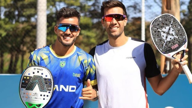 Allan Oliveira de branco e Antomi Ramos de azul (Foto: Divulgação)