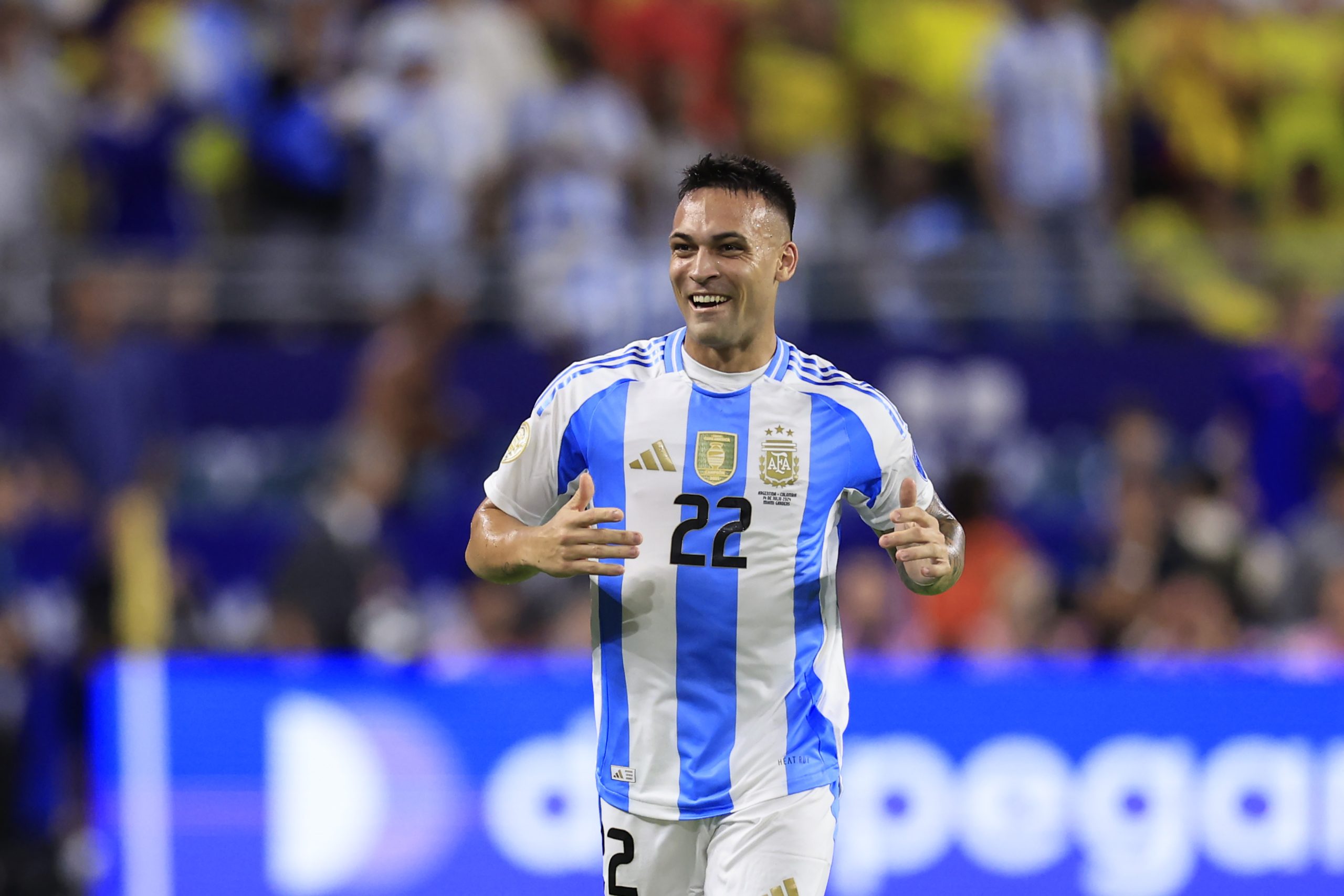 Lautaro comemora o gol da Argentina (Foto: Buda Mendes/Getty Images)
