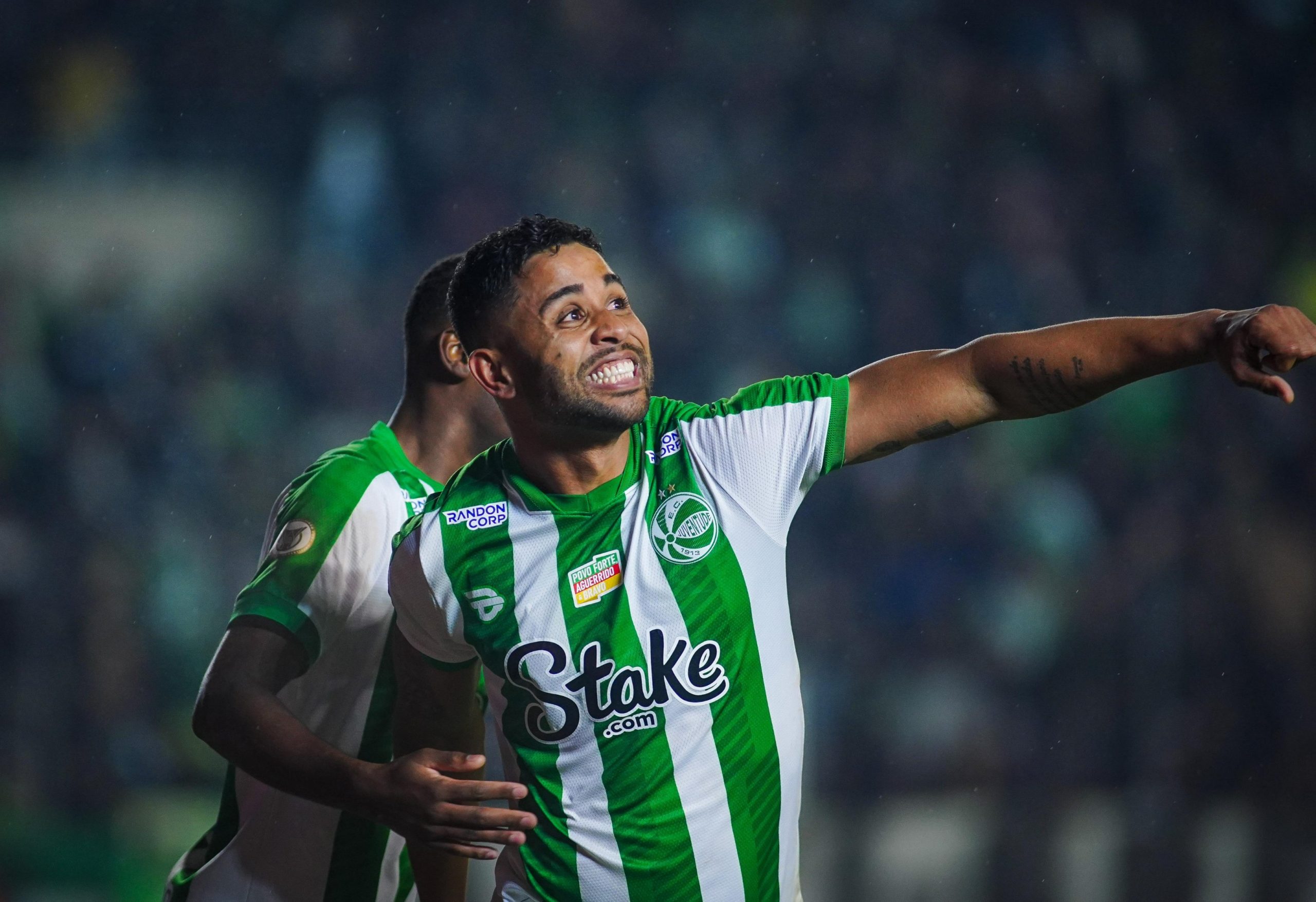 Rodrigo Sam celebra gol do Juventude (Foto: Fernando Alves / Juventude)