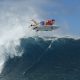 Leonardo Fioravanti em Teahupo'o no surfe. (Foto: Ben Thouard - Pool/Getty Images)