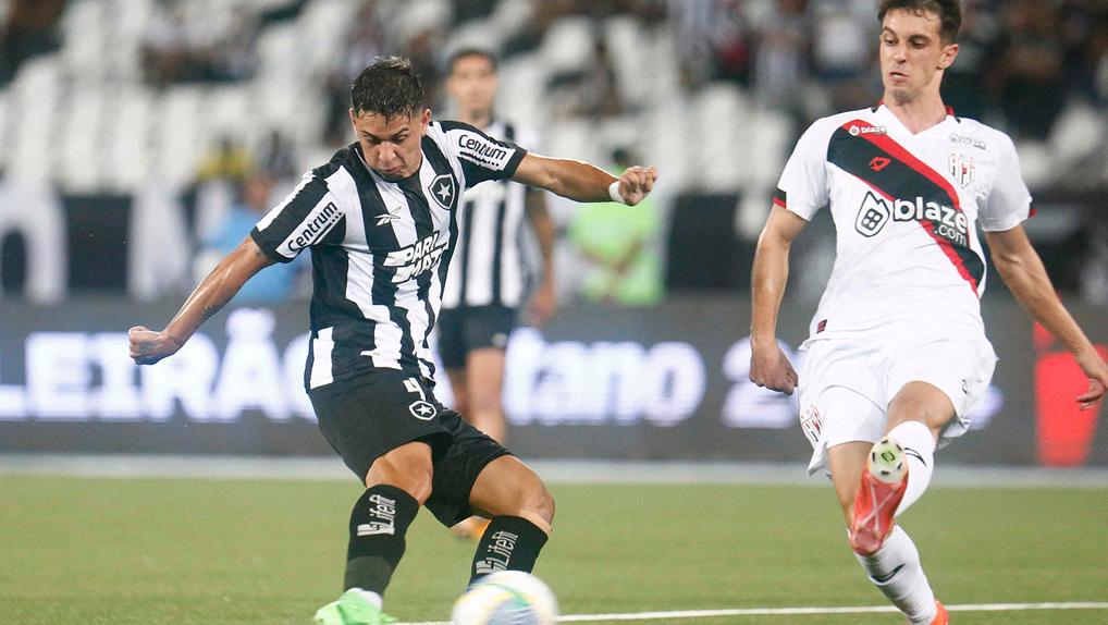 Mateo Ponte marcou o gol da vitória no confronto do primeiro turno (Foto: Vitor Silva/Botafogo)