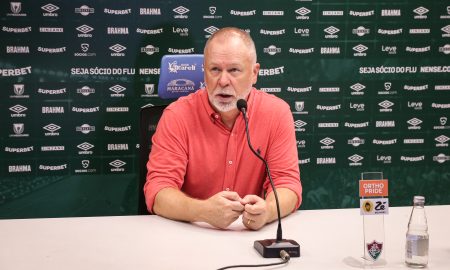 Mano Menezes falou sobre a derrota e a volta no Maraca. (FOTO DE MARCELO GONÇALVES / FLUMINENSE FC )