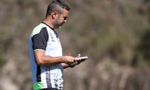 Artur Jorge no treino do Botafogo (Foto: Vítor Silva/Botafogo)