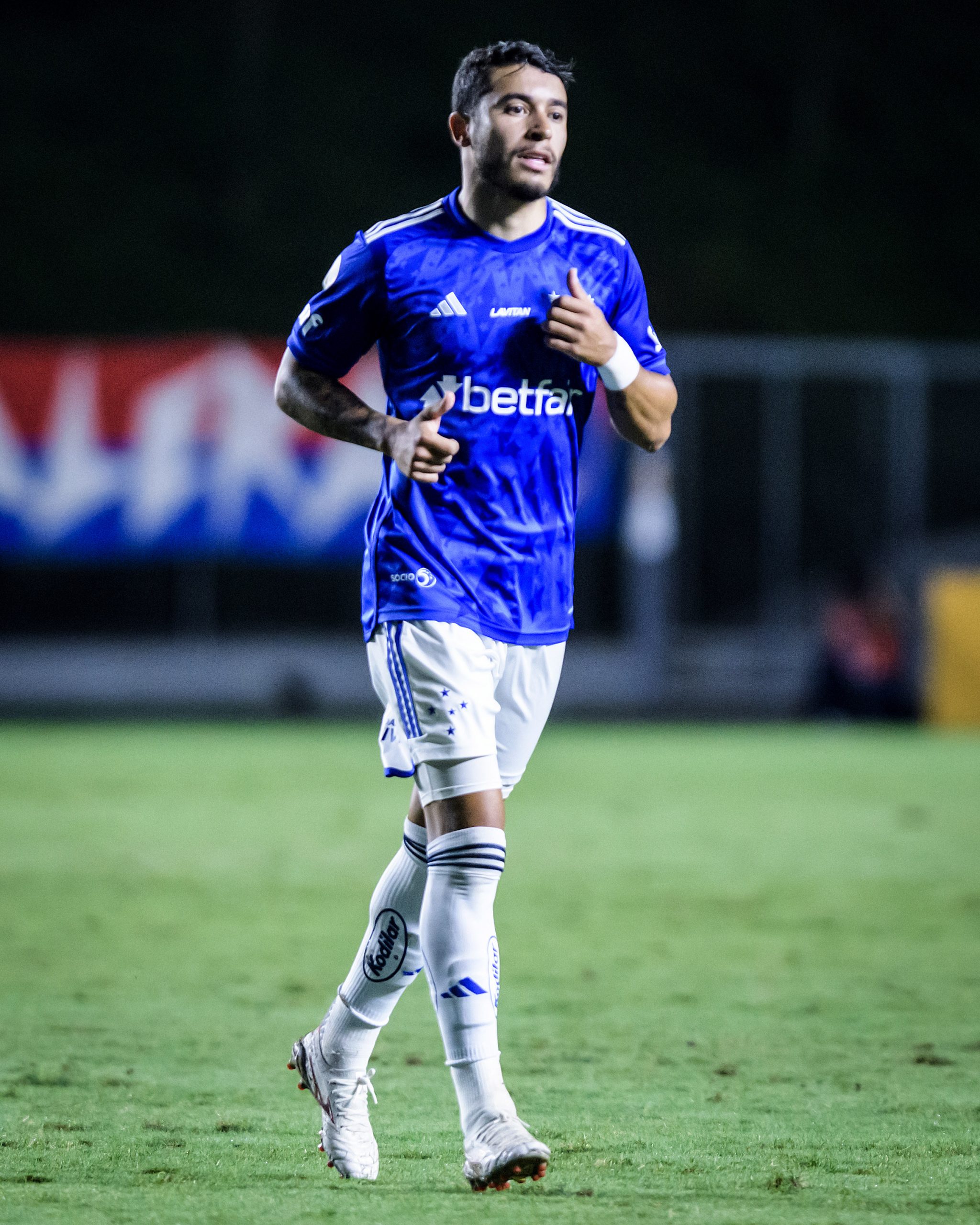 William é dúvida para clássico. (Foto: Gustavo Aleixo/Cruzeiro)