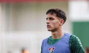 Facundo Bernal já regularizado aguarda sua estreia co a camisa do Fluminense FOTO: LUCAS MERÇON / FLUMINENSE F.C.