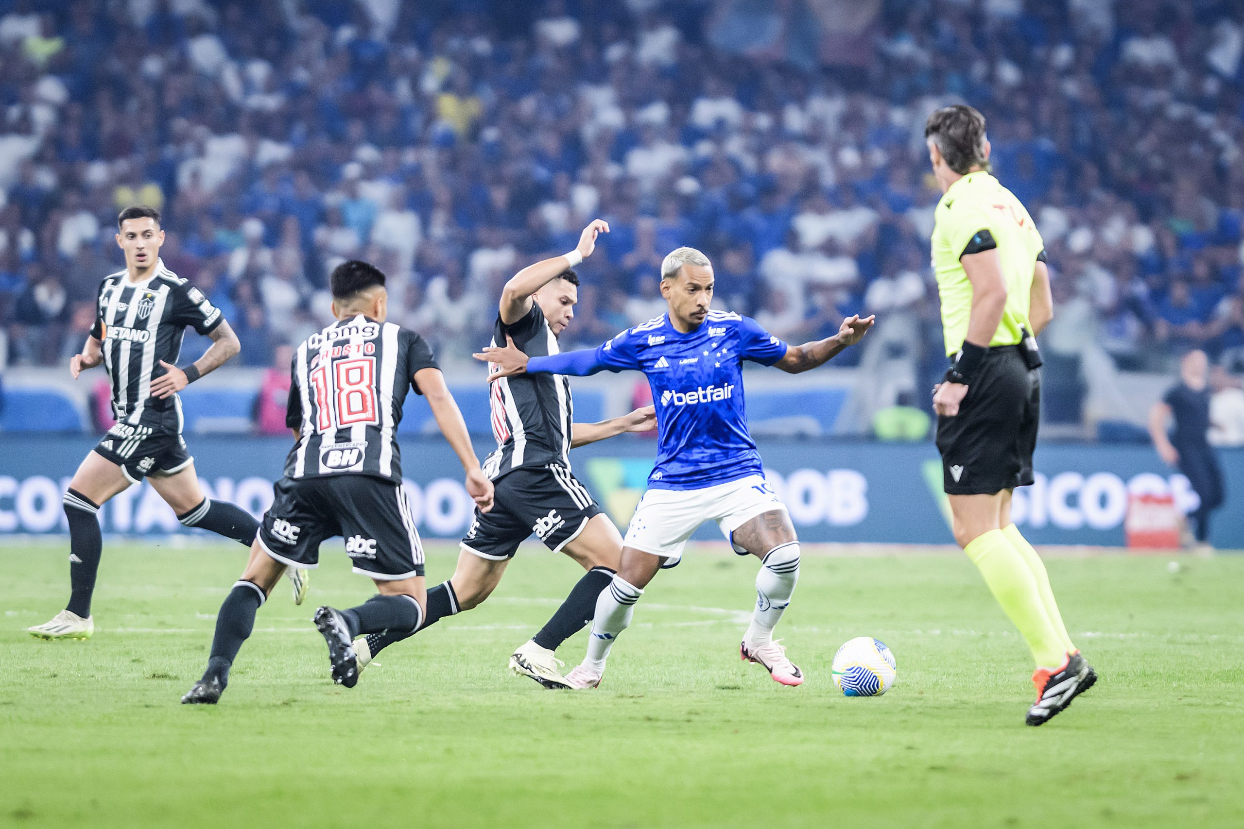 Clássico termina em empate. (Foto: Gustavo Aleixo/Cruzeiro)