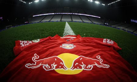 O zagueiro Pedro Henrique e o meio campista Eric Ramires desfalcarão o Braga. (Foto: Ari Ferreira/Red Bull Bragantino)